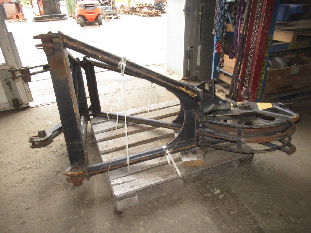 Hitachi KH850 - - Papildaprīkojums - Kāpurķēžu celtnis: foto 3 Hitachi KH850 - - Papildaprīkojums - Kāpurķēžu celtnis: foto 3