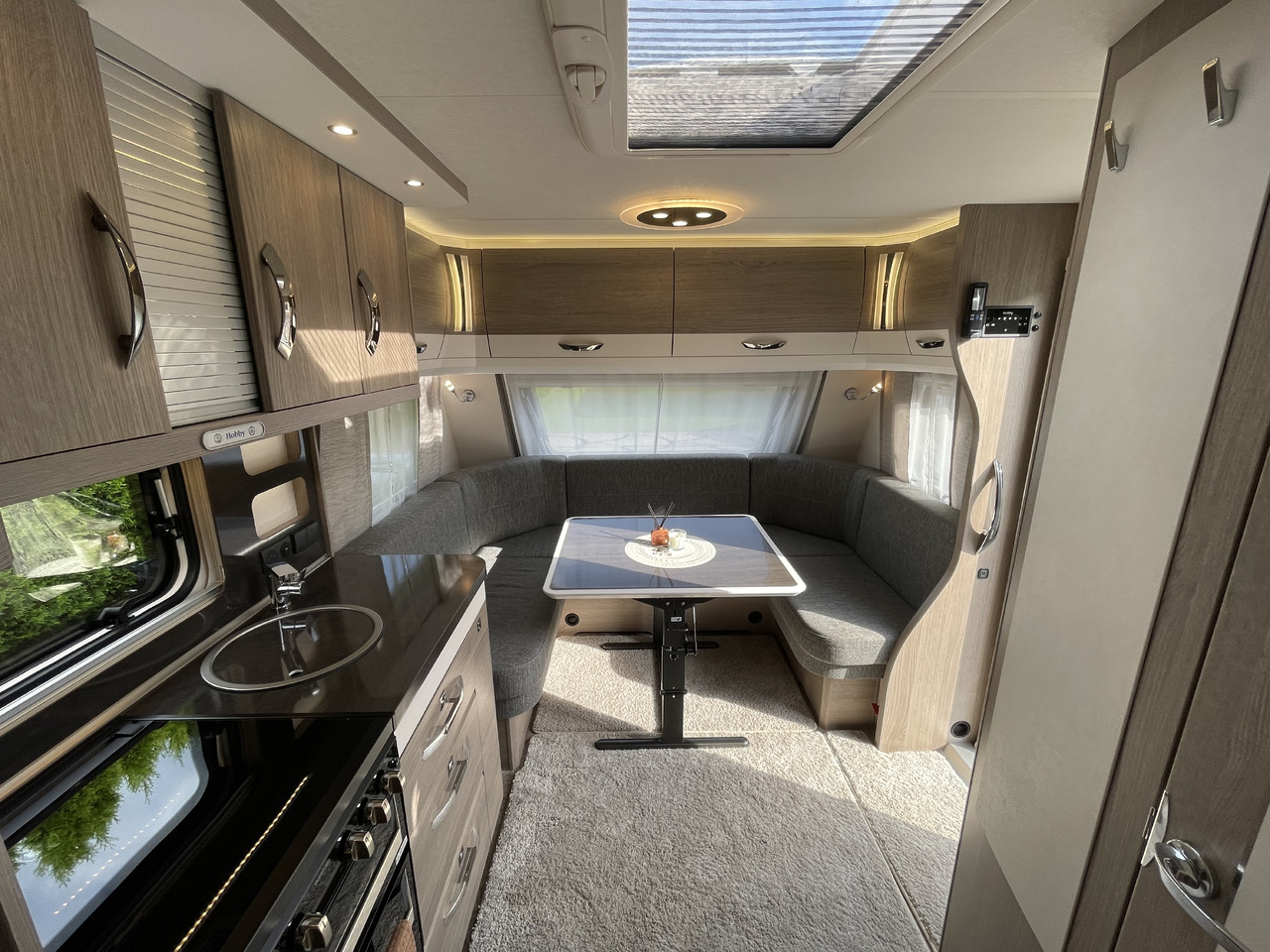 Dzīvojamais treileris HOBBY 650 KFU: foto 8