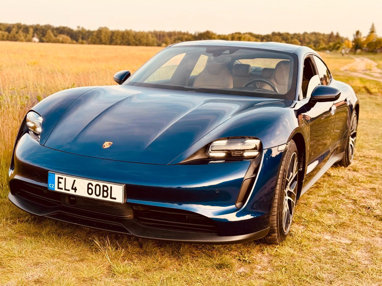 Porsche Taycan CR - Kupeja: foto 2 Porsche Taycan CR - Kupeja: foto 2