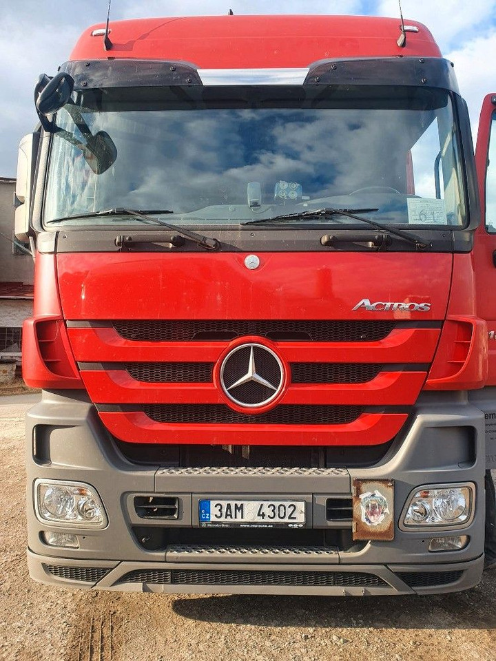 Mercedes-Benz Actros 1844 - Vilcējs: foto 1 Mercedes-Benz Actros 1844 - Vilcējs: foto 1