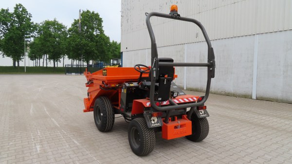 Ausa D150RM - Asfalta ieklāšanas tehnika: foto 4 Ausa D150RM - Asfalta ieklāšanas tehnika: foto 4