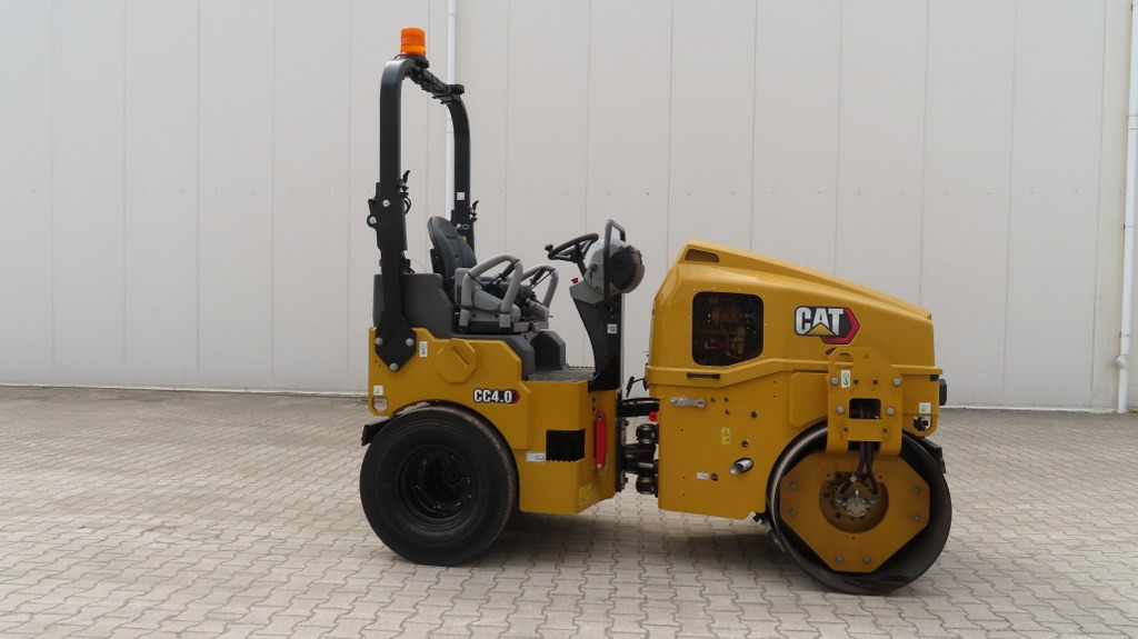 Caterpillar CC4.0 - Kombinētais veltnis: foto 1 Caterpillar CC4.0 - Kombinētais veltnis: foto 1