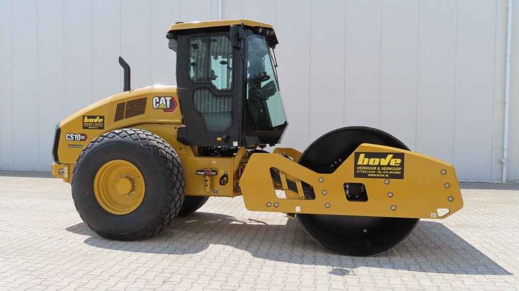 Caterpillar CS10GC - Vibrorullis: foto 1 Caterpillar CS10GC - Vibrorullis: foto 1
