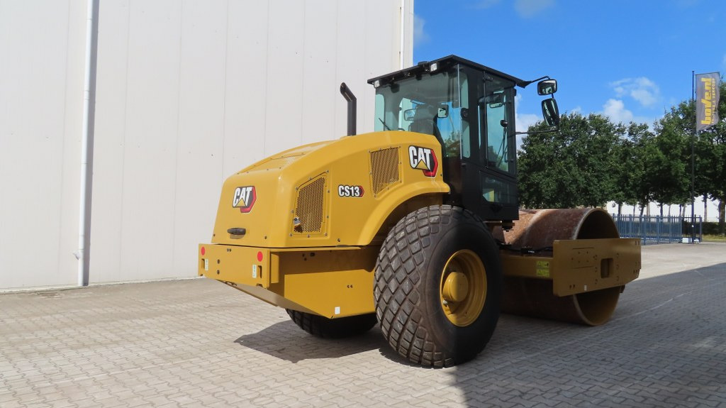 Caterpillar CS13 - Vibrorullis: foto 2 Caterpillar CS13 - Vibrorullis: foto 2