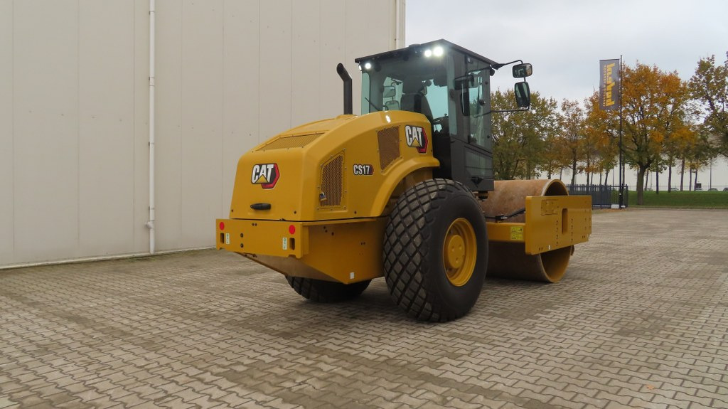 Caterpillar CS17 - Vibrorullis: foto 2 Caterpillar CS17 - Vibrorullis: foto 2