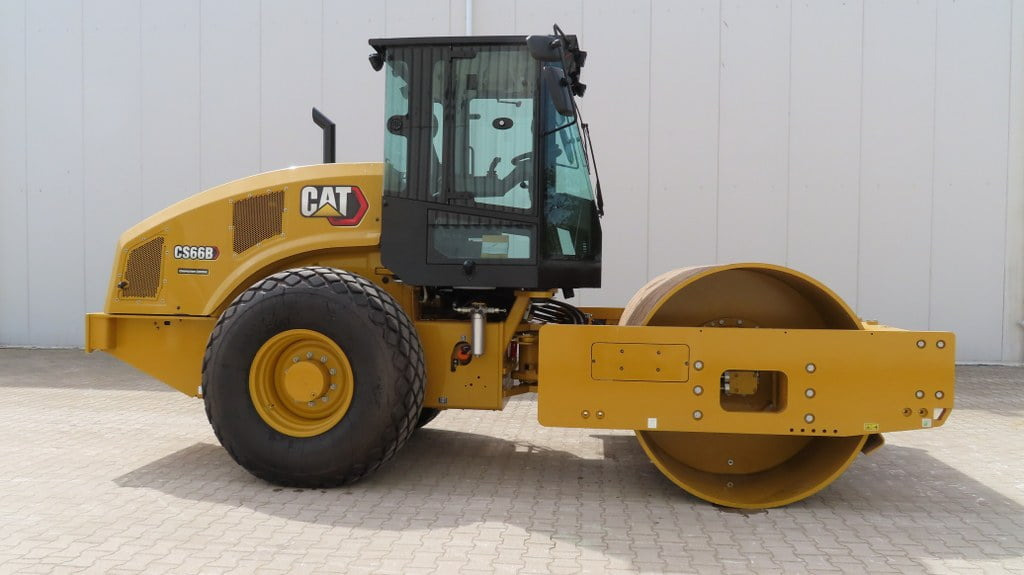 Caterpillar CS66B - Vibrorullis: foto 1 Caterpillar CS66B - Vibrorullis: foto 1