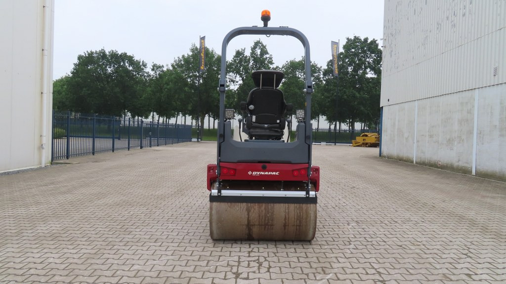 Dynapac CC1200 VI - Ceļu veltnis: foto 3 Dynapac CC1200 VI - Ceļu veltnis: foto 3