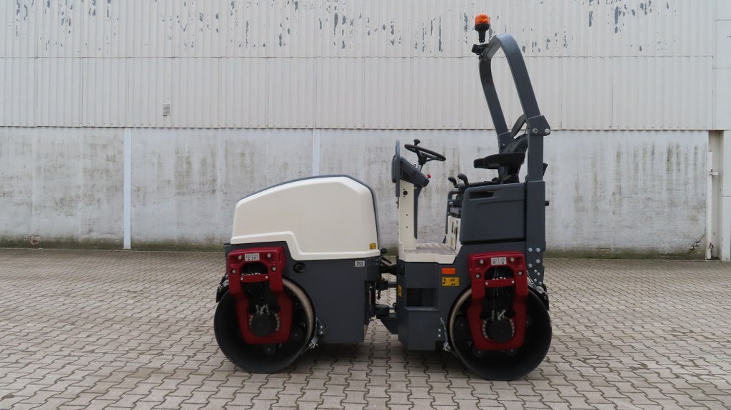 Dynapac CC1200 VI - Ceļu veltnis: foto 5 Dynapac CC1200 VI - Ceļu veltnis: foto 5