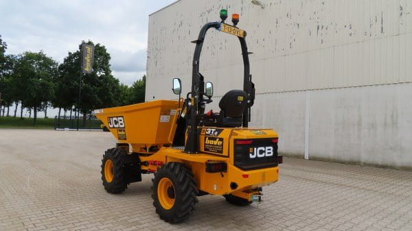 JCB 3T-2 ST - Mini pašizgāzējs: foto 4 JCB 3T-2 ST - Mini pašizgāzējs: foto 4