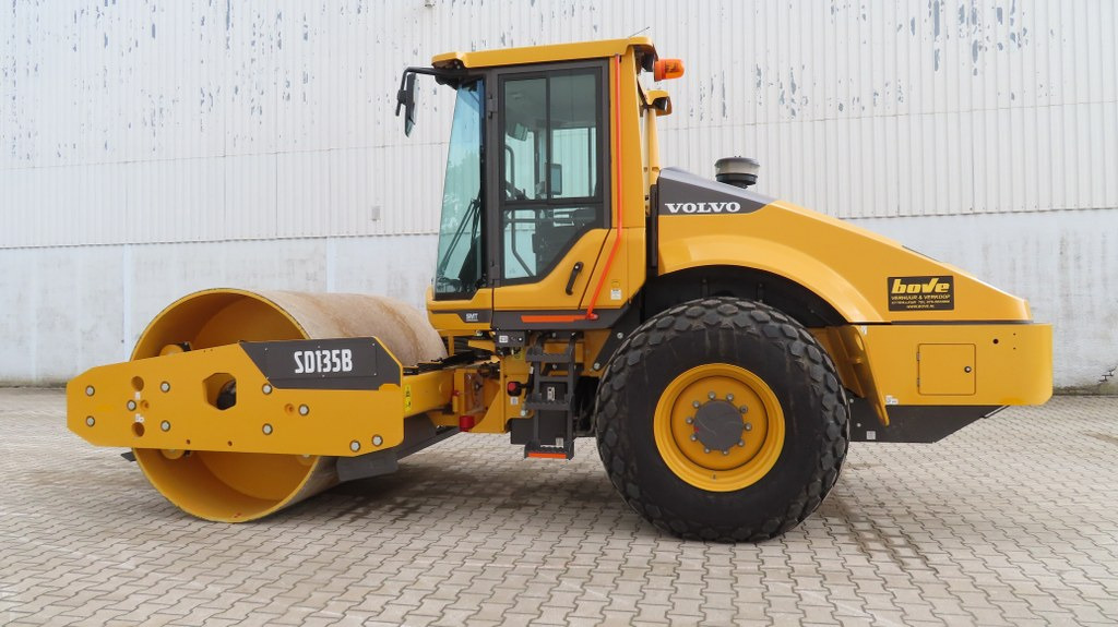 Volvo SD 135 B - Vibrorullis: foto 5 Volvo SD 135 B - Vibrorullis: foto 5