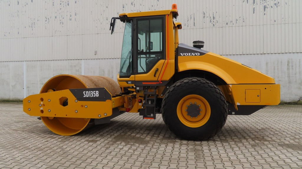 Volvo SD 135 B - Vibrorullis: foto 5 Volvo SD 135 B - Vibrorullis: foto 5