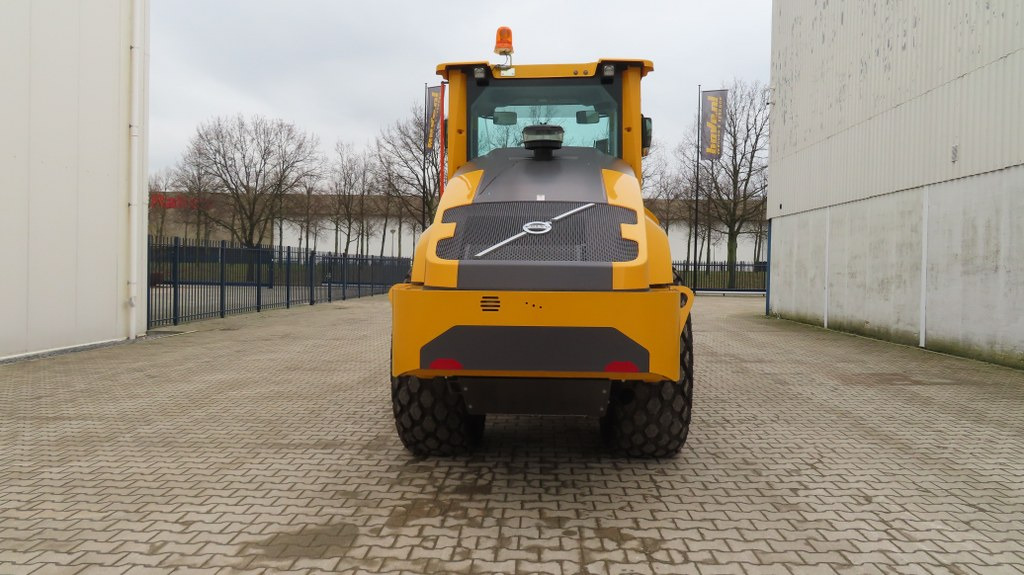 Volvo SD 135 B - Vibrorullis: foto 3 Volvo SD 135 B - Vibrorullis: foto 3