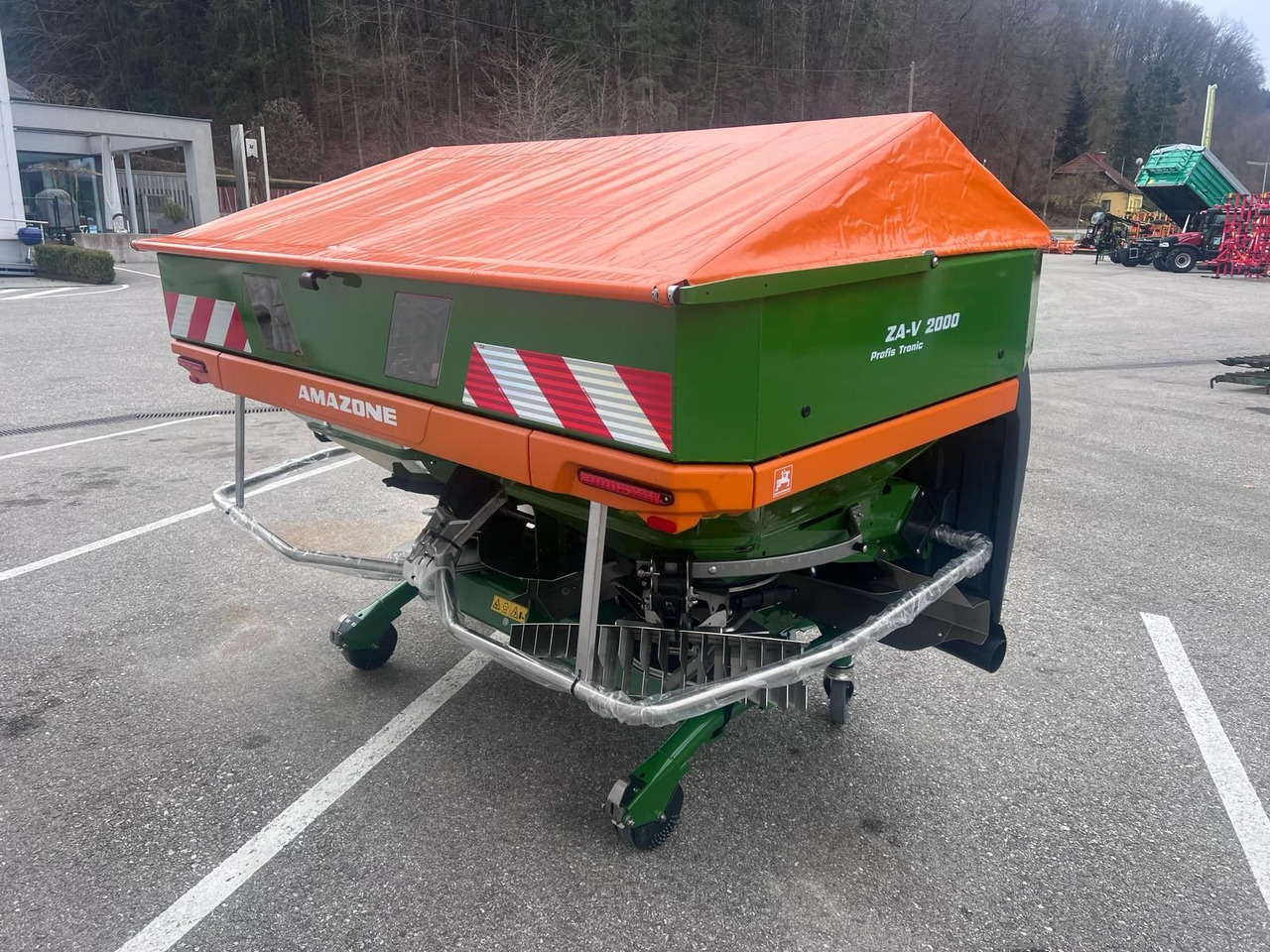 Amazone ZA-V 2000 Profis Tronic - Minerālmēslu izkliedētājs: foto 1 Amazone ZA-V 2000 Profis Tronic - Minerālmēslu izkliedētājs: foto 1