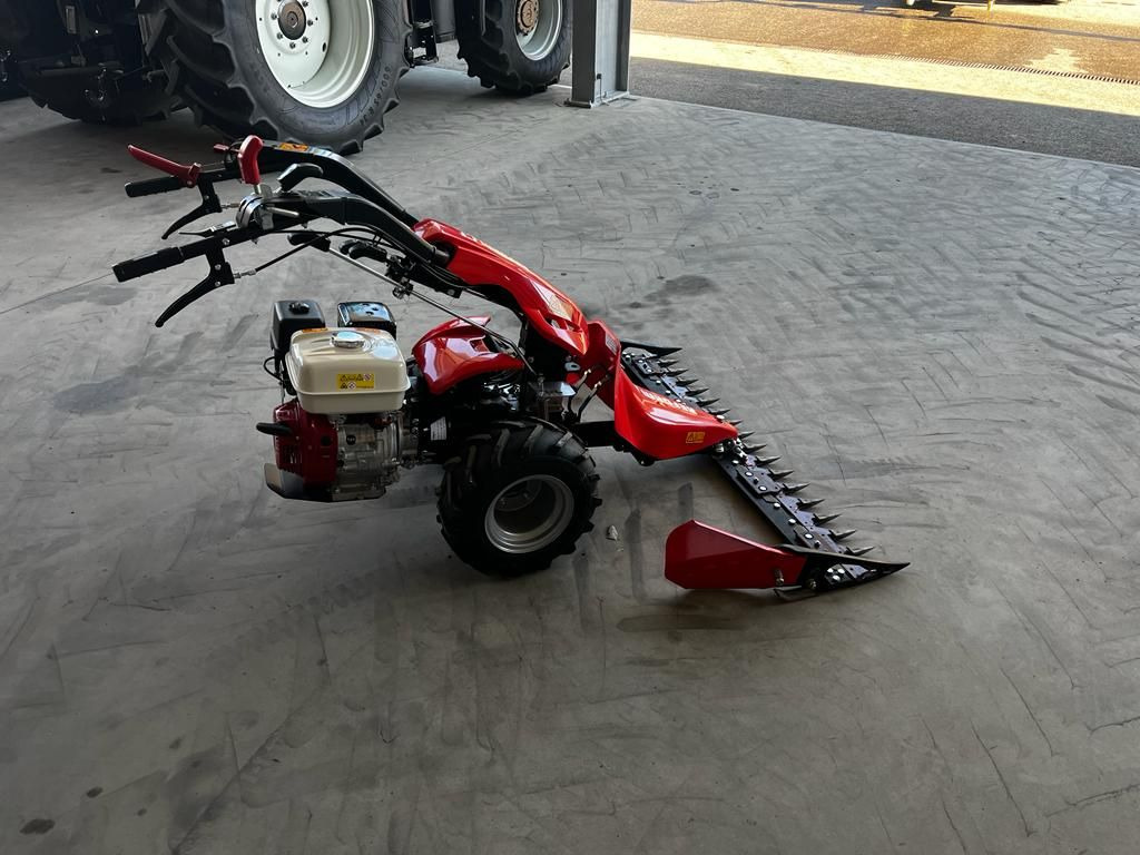 Reform MOTECH 818D - Zāles pļāvējs: foto 5 Reform MOTECH 818D - Zāles pļāvējs: foto 5