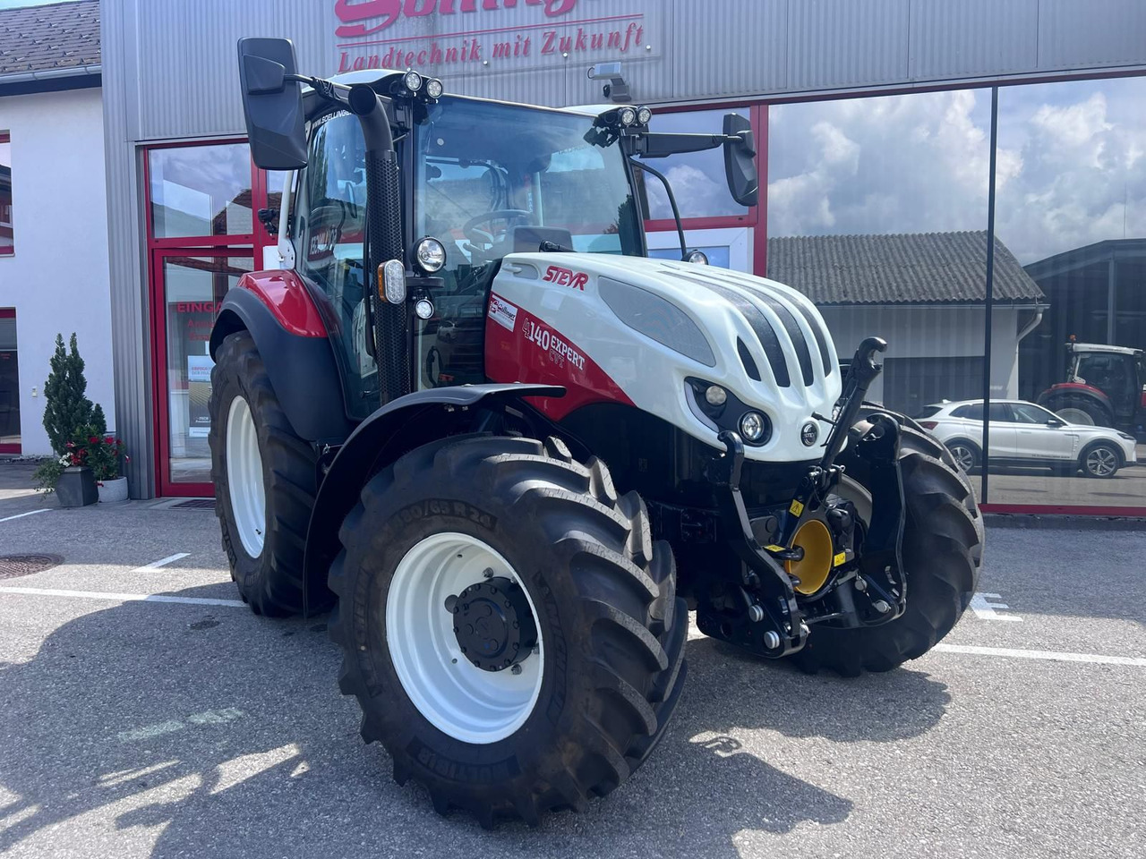 Steyr 4140 Expert CVT - Traktors: foto 1 Steyr 4140 Expert CVT - Traktors: foto 1