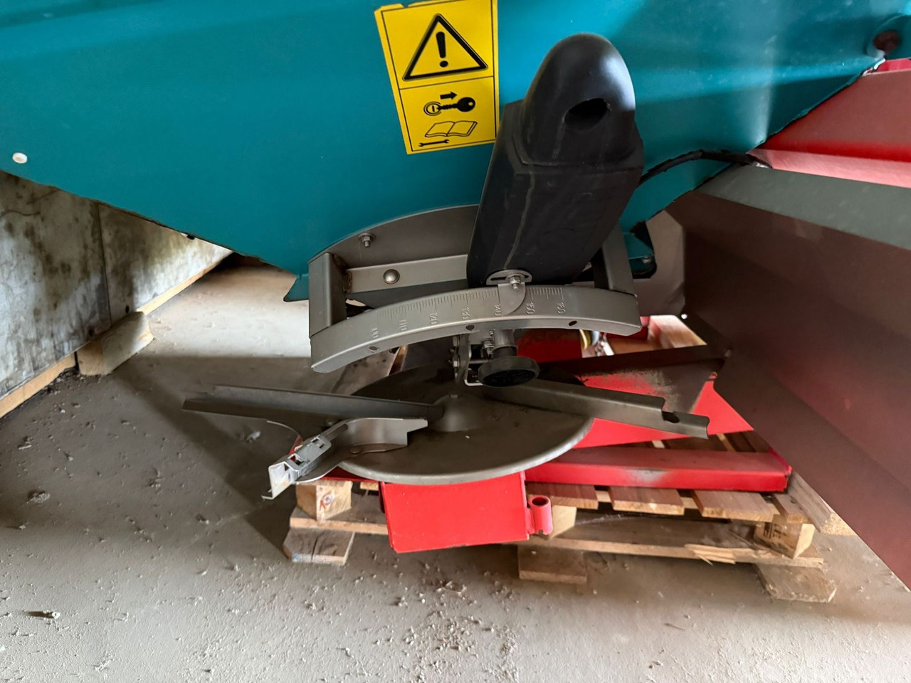 Sulky DPX Wiegestreuer - Minerālmēslu izkliedētājs: foto 5 Sulky DPX Wiegestreuer - Minerālmēslu izkliedētājs: foto 5
