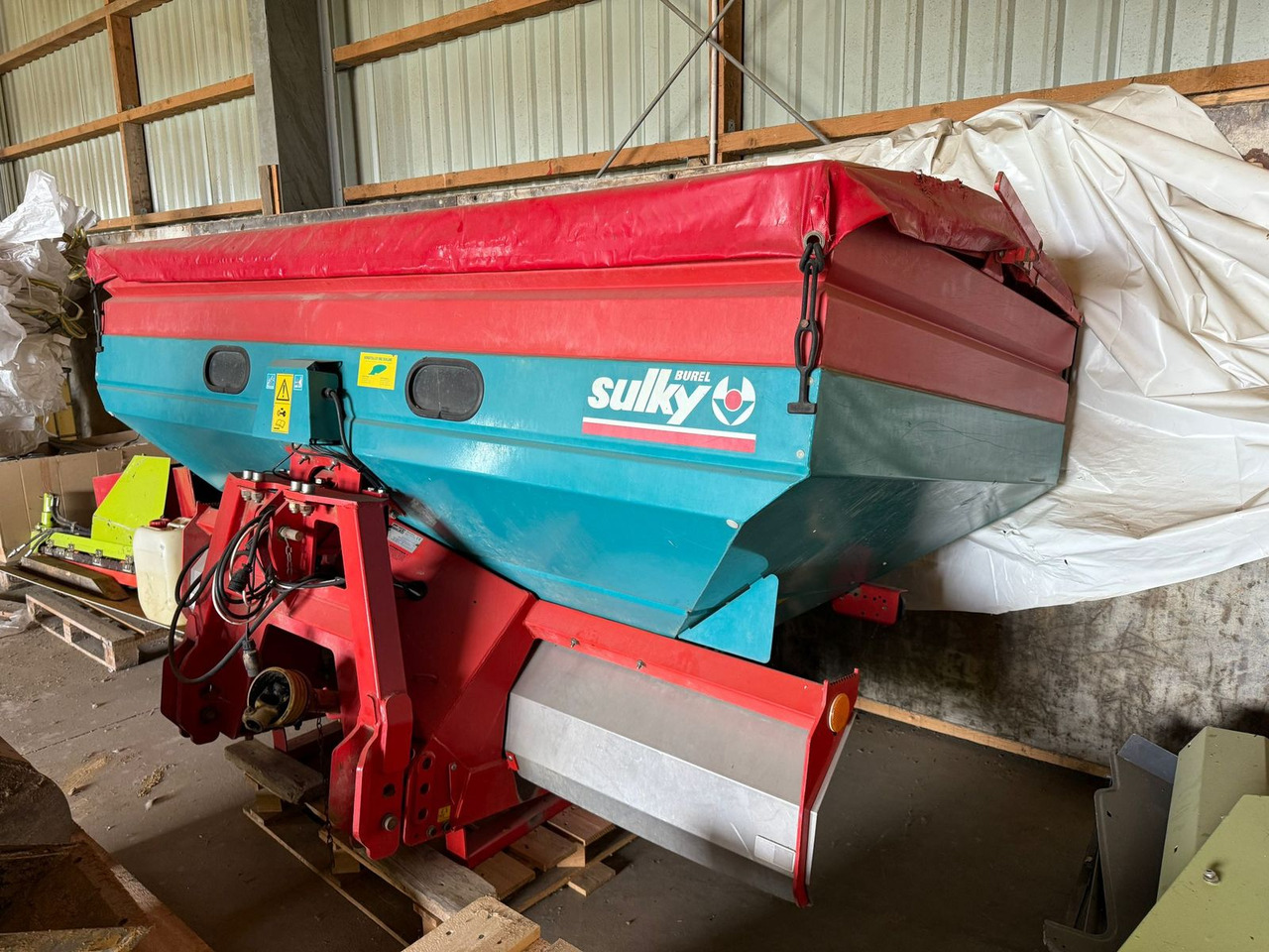 Sulky DPX Wiegestreuer - Minerālmēslu izkliedētājs: foto 4 Sulky DPX Wiegestreuer - Minerālmēslu izkliedētājs: foto 4
