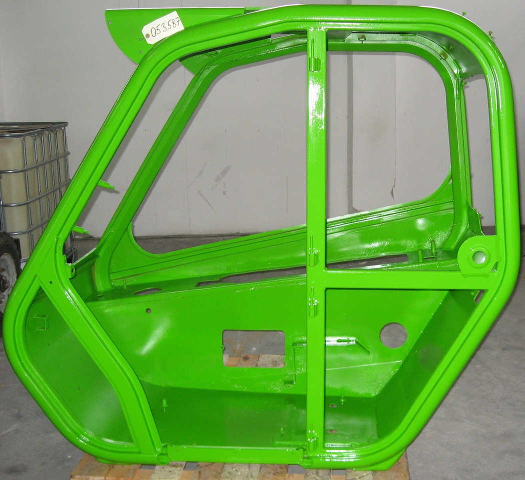 Merlo CAB Nr. 053587 - Kabīne - Teleskopiskais iekrāvējs: foto 1 Merlo CAB Nr. 053587 - Kabīne - Teleskopiskais iekrāvējs: foto 1