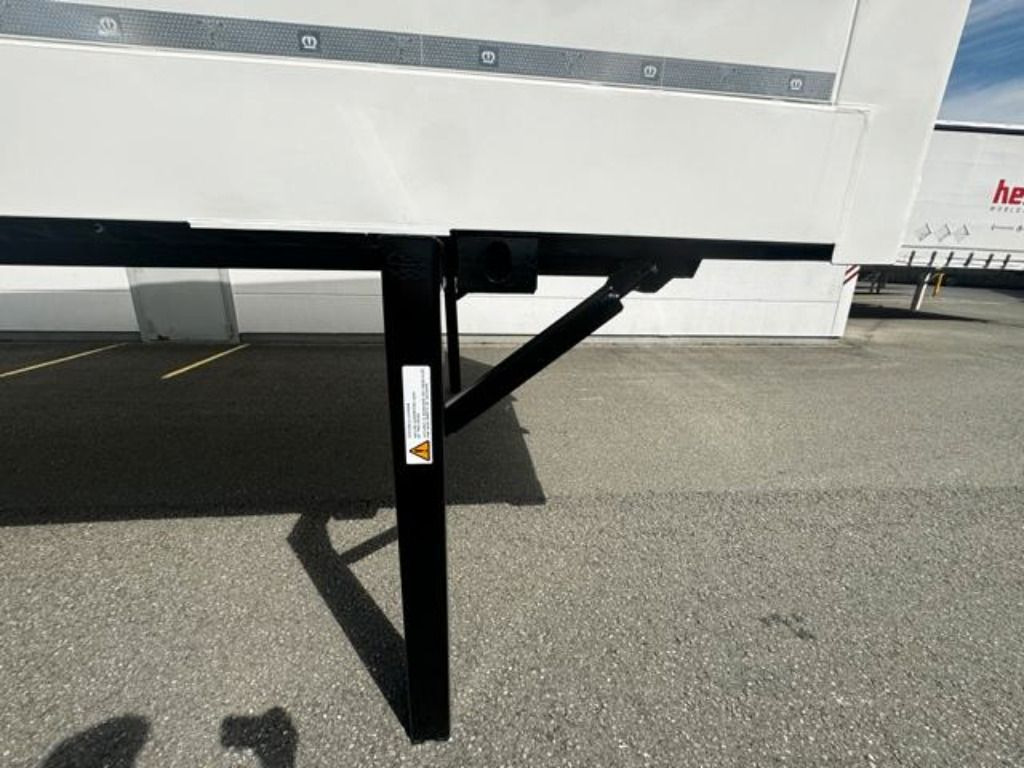 Maināmā virsbūve - furgons Krone Heck Alu.- Rolltor: foto 9 Maināmā virsbūve - furgons Krone Heck Alu.- Rolltor: foto 9