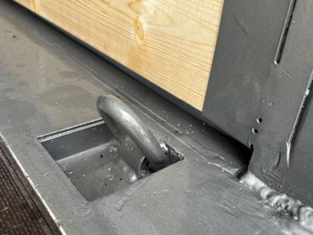 Kravas kaste ar tentu Krone Heck mit Portaltüren: foto 9