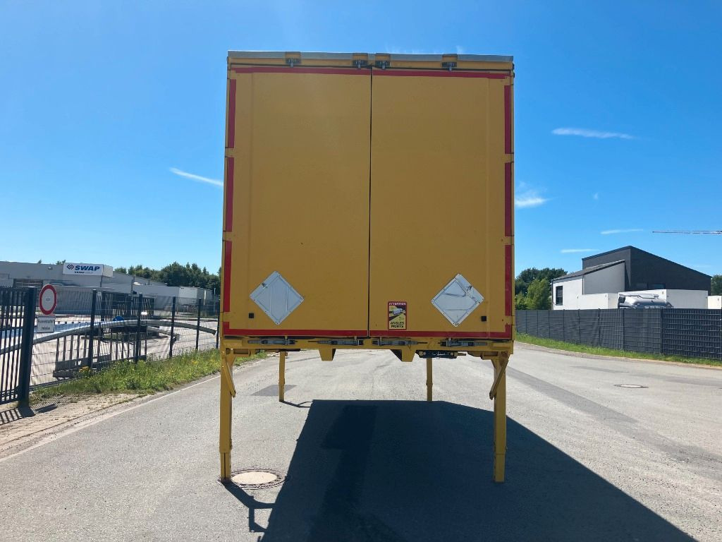 Krone Wechselbrücke Plane - Kravas kaste ar tentu: foto 4 Krone Wechselbrücke Plane - Kravas kaste ar tentu: foto 4