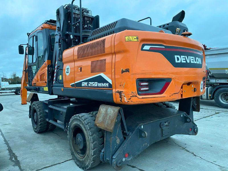 Doosan DX 250 W - Riteņu ekskavators: foto 2 Doosan DX 250 W - Riteņu ekskavators: foto 2