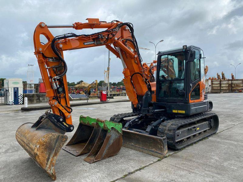 Doosan DX 85 R - Kāpurķēžu ekskavators: foto 1 Doosan DX 85 R - Kāpurķēžu ekskavators: foto 1