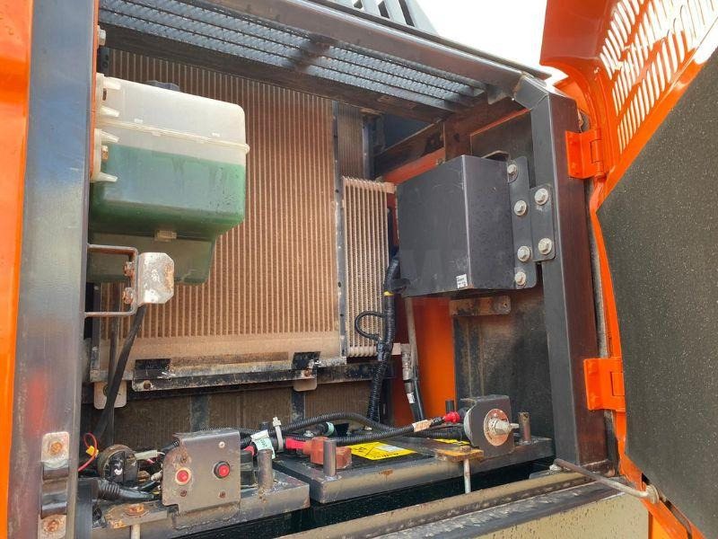Doosan DX300LC - Kāpurķēžu ekskavators: foto 4 Doosan DX300LC - Kāpurķēžu ekskavators: foto 4