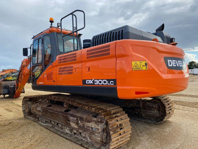 Doosan DX300LC - Kāpurķēžu ekskavators: foto 2 Doosan DX300LC - Kāpurķēžu ekskavators: foto 2