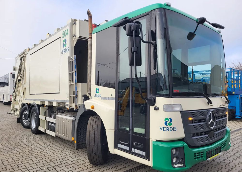 Mercedes-Benz Econic 2630 dwukomorowa - Atkritumu vedējs: foto 2 Mercedes-Benz Econic 2630 dwukomorowa - Atkritumu vedējs: foto 2