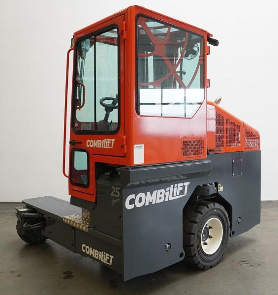 Combilift C4000 - Četru pušu autokrāvējs: foto 2 Combilift C4000 - Četru pušu autokrāvējs: foto 2