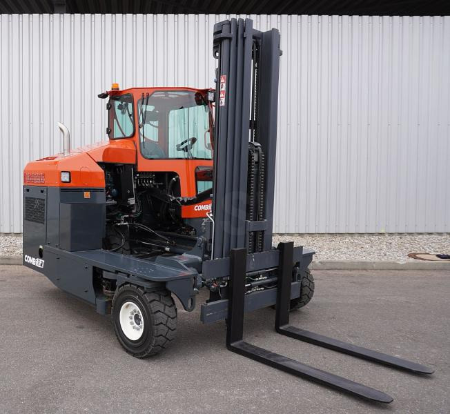 Combilift C5000XL - Četru pušu autokrāvējs: foto 5 Combilift C5000XL - Četru pušu autokrāvējs: foto 5