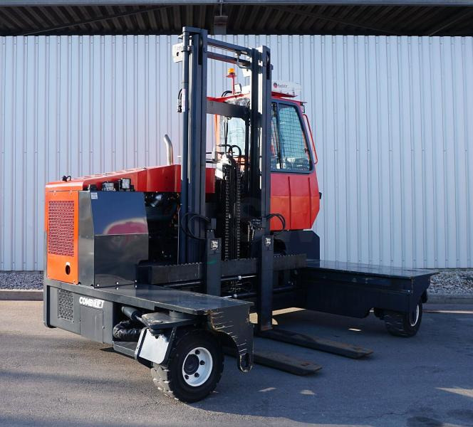Combilift C6000 - Četru pušu autokrāvējs: foto 2 Combilift C6000 - Četru pušu autokrāvējs: foto 2