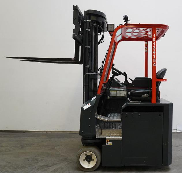 Combilift CBE3000 - Četru pušu autokrāvējs: foto 4 Combilift CBE3000 - Četru pušu autokrāvējs: foto 4