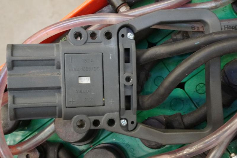 GRUMA 24 Volt 2 PzS 250 Ah - Akumulators: foto 4 GRUMA 24 Volt 2 PzS 250 Ah - Akumulators: foto 4