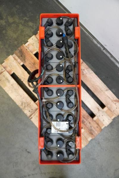 GRUMA 24 Volt 3 PzS 375 Ah - Akumulators - Iekraušanas tehnika: foto 3 GRUMA 24 Volt 3 PzS 375 Ah - Akumulators - Iekraušanas tehnika: foto 3