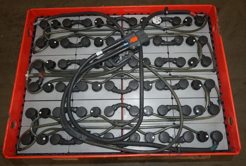 GRUMA 48 Volt 5 PzS 775 Ah - Akumulators - Iekraušanas tehnika: foto 3 GRUMA 48 Volt 5 PzS 775 Ah - Akumulators - Iekraušanas tehnika: foto 3