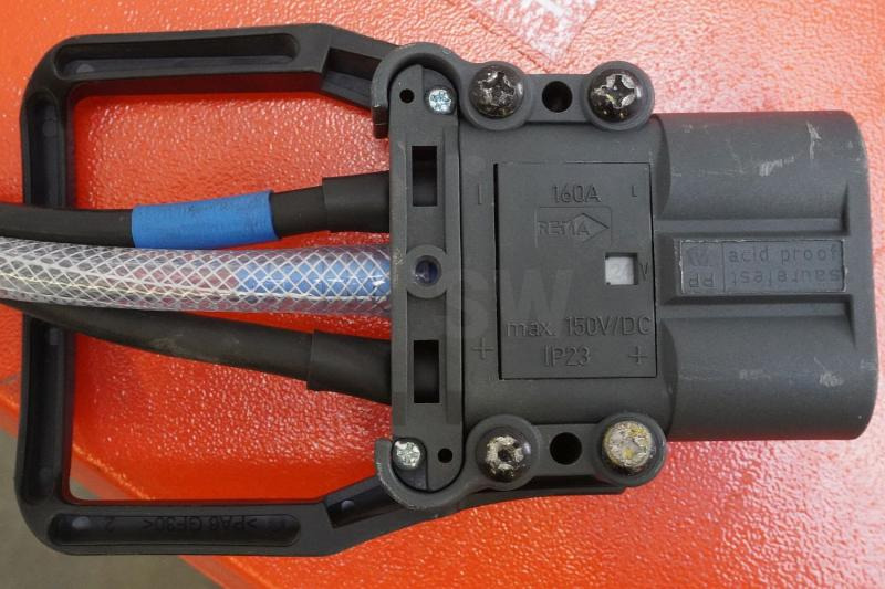 INDUSTRIE AUTOMATION intronic B EU E 24V/50A - Akumulators: foto 4 INDUSTRIE AUTOMATION intronic B EU E 24V/50A - Akumulators: foto 4