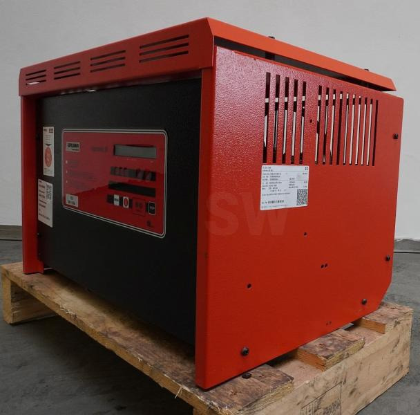 INDUSTRIE AUTOMATION intronic B EU E 24V/50A - Akumulators: foto 1 INDUSTRIE AUTOMATION intronic B EU E 24V/50A - Akumulators: foto 1