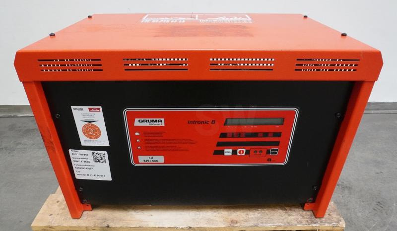 INDUSTRIE AUTOMATION intronic B EU E 24V/50A - Akumulators: foto 3 INDUSTRIE AUTOMATION intronic B EU E 24V/50A - Akumulators: foto 3