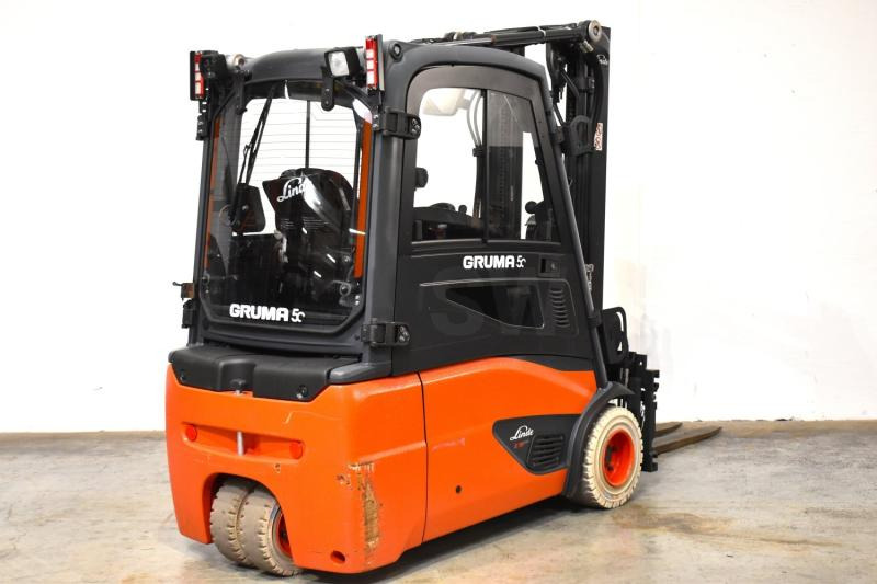 Linde E 18 L EVO 386-02 - Elektroiekrāvējs: foto 2 Linde E 18 L EVO 386-02 - Elektroiekrāvējs: foto 2