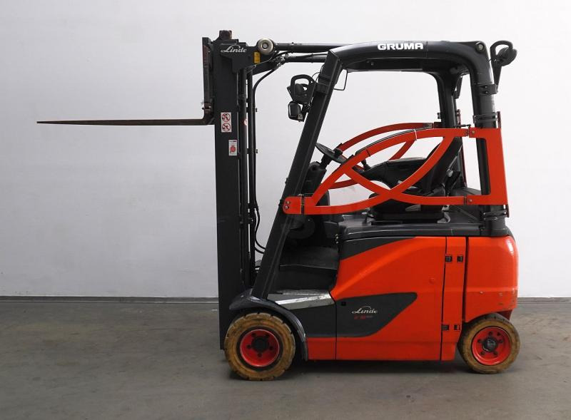Linde E 18 PH EVO 386-02 - Elektroiekrāvējs: foto 4 Linde E 18 PH EVO 386-02 - Elektroiekrāvējs: foto 4