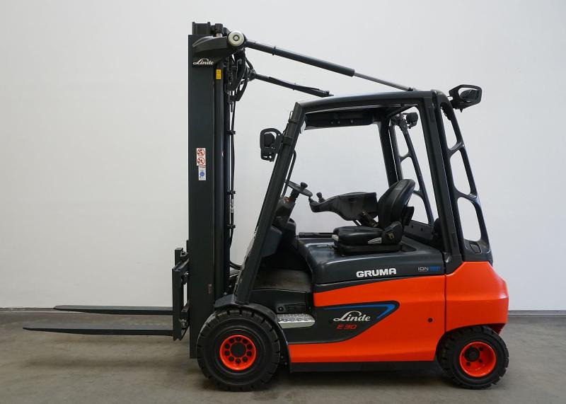 Linde E 30 ION 387 - Elektroiekrāvējs: foto 4 Linde E 30 ION 387 - Elektroiekrāvējs: foto 4