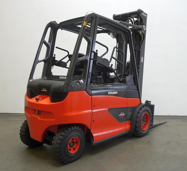 Linde E 45/600 H 388 - Elektroiekrāvējs: foto 2 Linde E 45/600 H 388 - Elektroiekrāvējs: foto 2