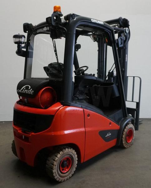 Linde H 18 T EVO 391-00 - Gāzes iekrāvējs: foto 3 Linde H 18 T EVO 391-00 - Gāzes iekrāvējs: foto 3