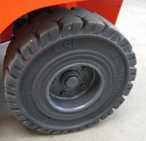 Dīzeļiekrāvējs Linde H 25 D 1202: foto 6