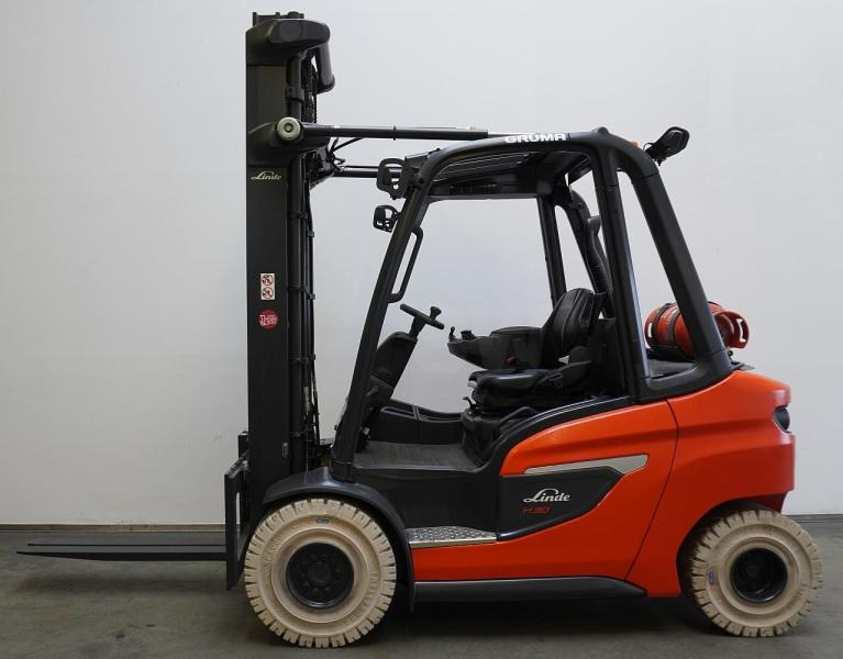 Linde H 30 T 1202 - Gāzes iekrāvējs: foto 5 Linde H 30 T 1202 - Gāzes iekrāvējs: foto 5