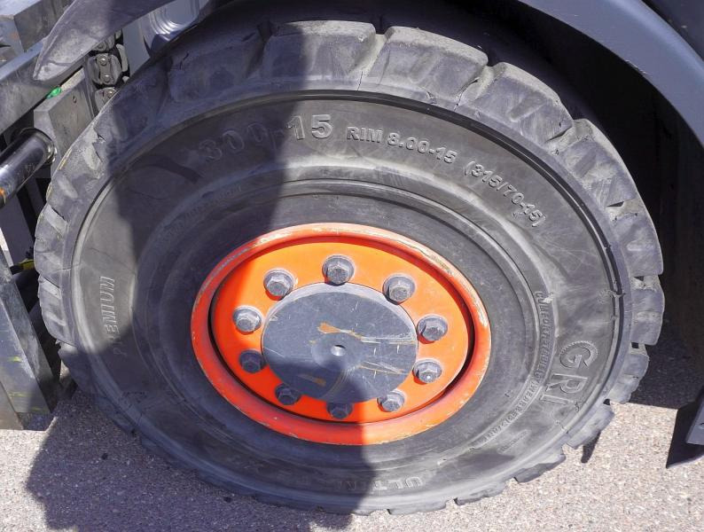 Linde H 50 D/600 EVO 394-02 - Dīzeļiekrāvējs: foto 5 Linde H 50 D/600 EVO 394-02 - Dīzeļiekrāvējs: foto 5