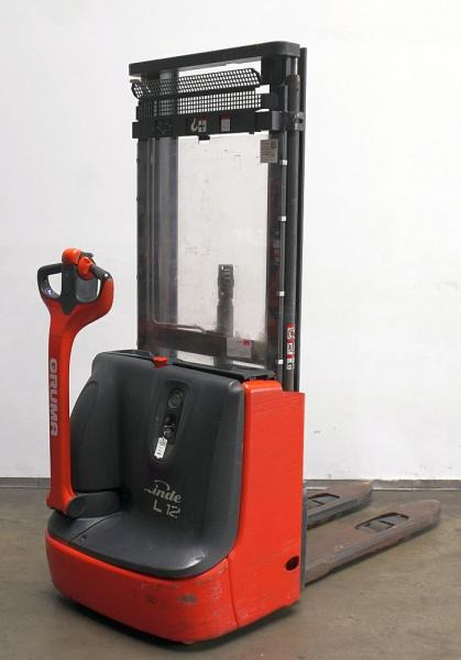 Linde L 12 1172 - Krautņotājs: foto 1 Linde L 12 1172 - Krautņotājs: foto 1
