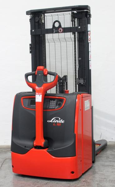 Linde L 16 i 1173 - Krautņotājs: foto 1 Linde L 16 i 1173 - Krautņotājs: foto 1
